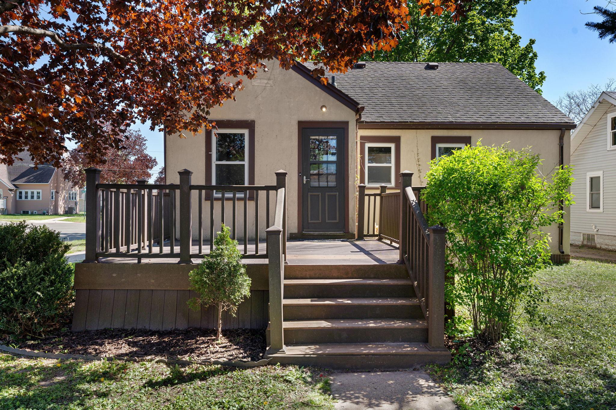 4-web-or-mls-1100-2nd-ave-sw.jpg