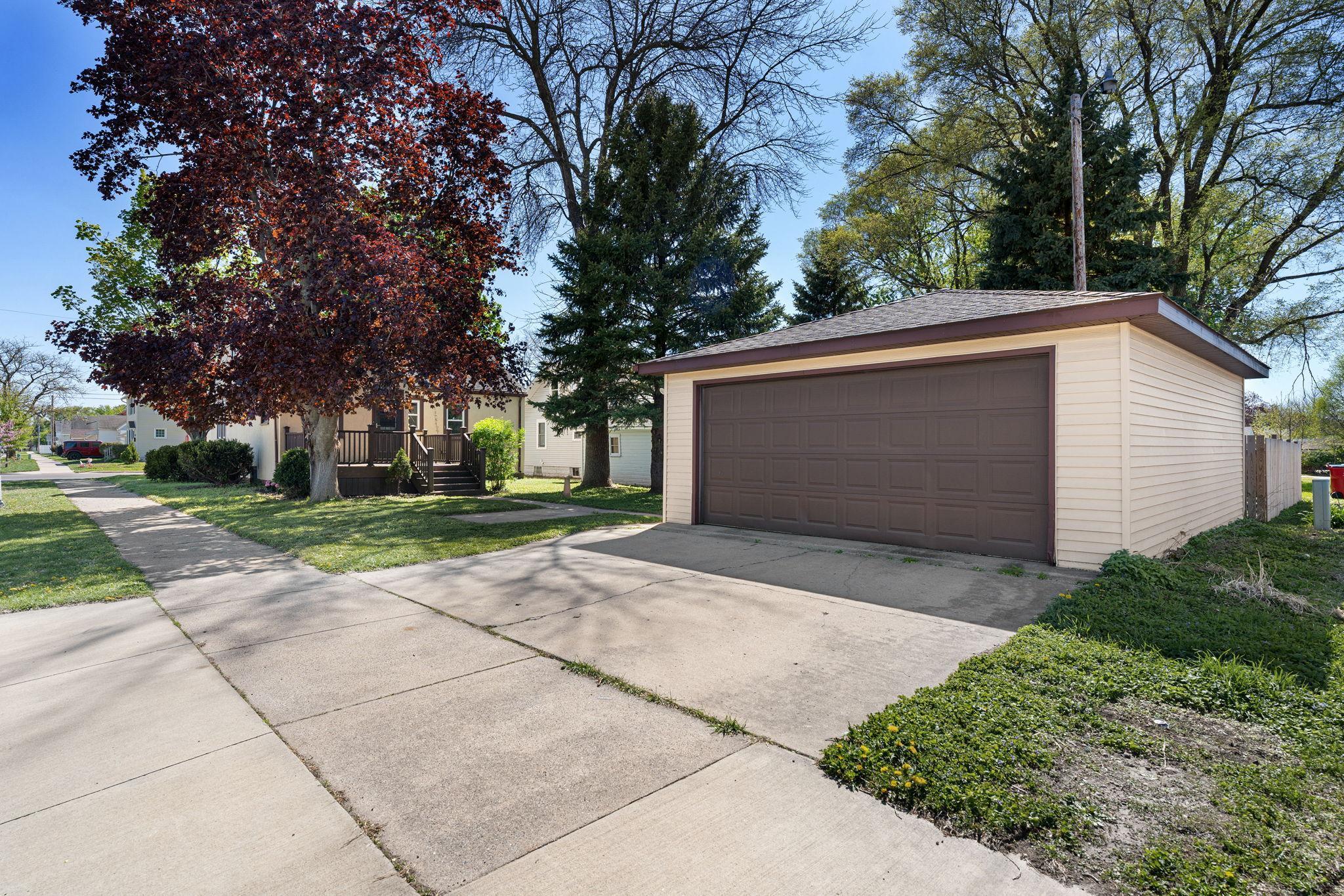7-web-or-mls-1100-2nd-ave-sw.jpg