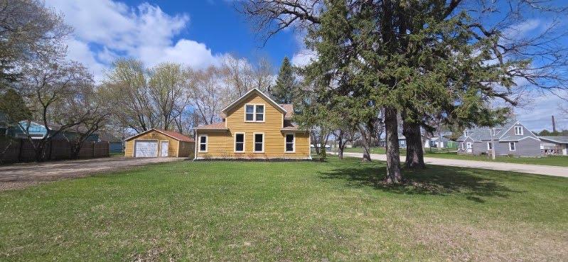 Large corner lot yard.
