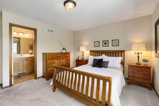 2770 134th Street W, Rosemount, MN 55068