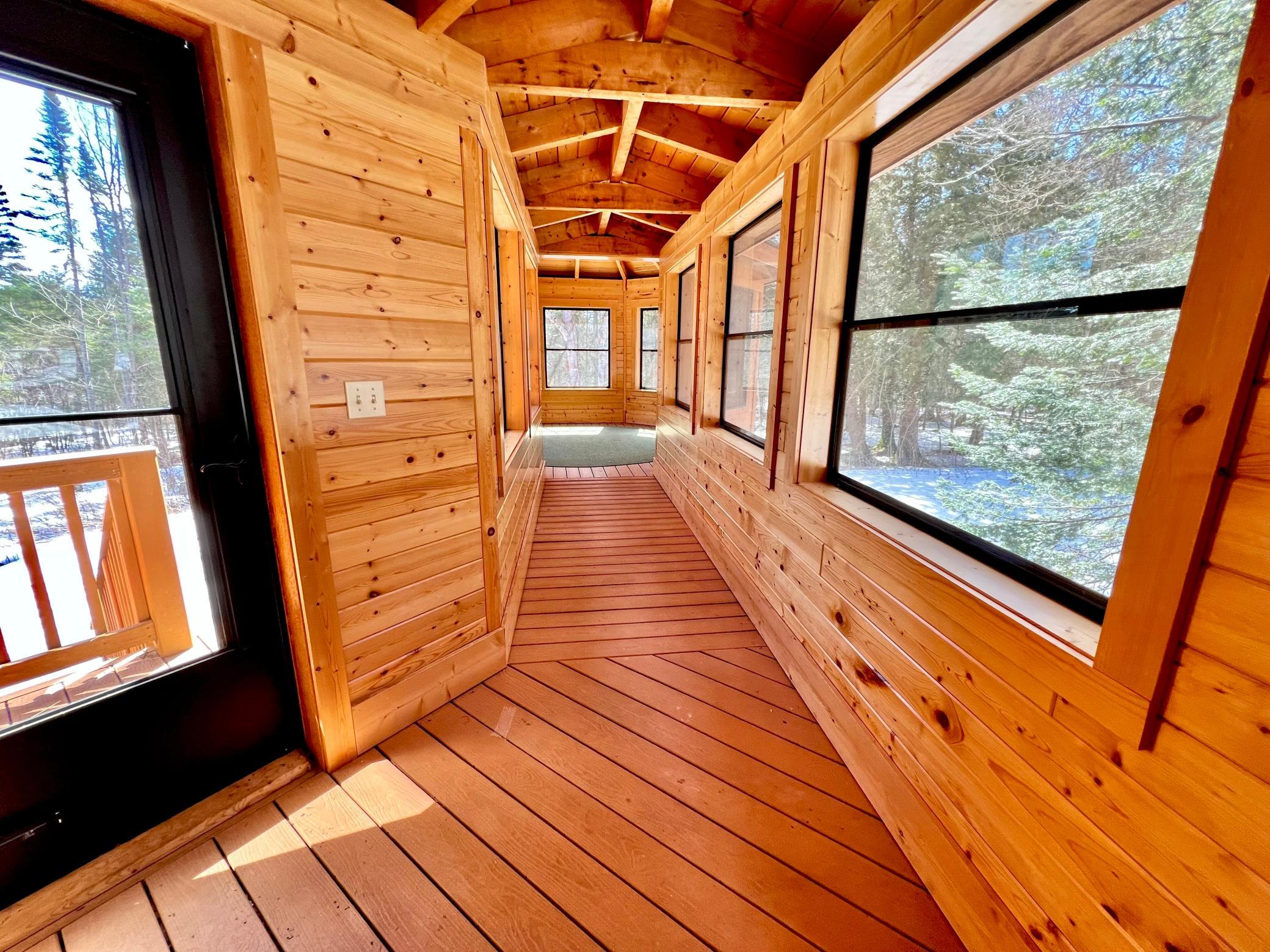 Entrance to Porch.jpg