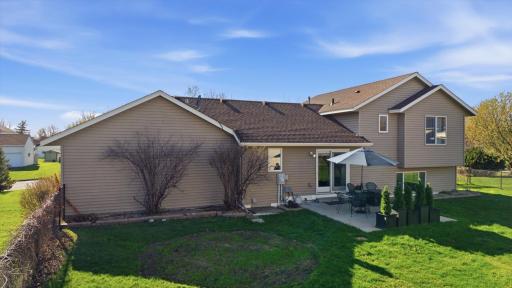 414 Maple Knoll Way NW, Saint Michael, MN 55376
