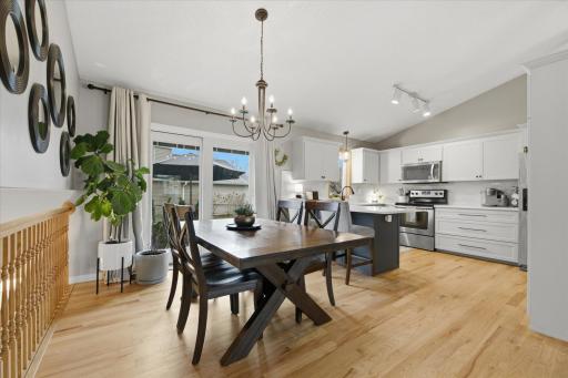 414 Maple Knoll Way NW, Saint Michael, MN 55376