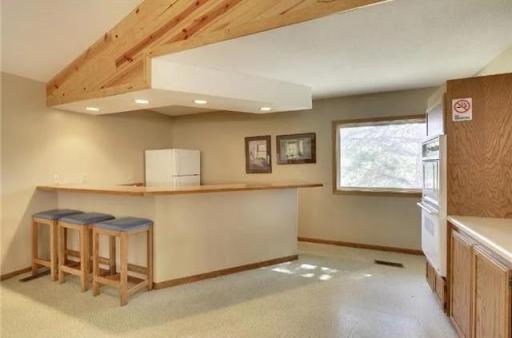 3590 Blue Jay Way, 206, Saint Paul, MN 55123