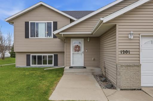 1201 9th Avenue SE, Barnesville, MN 56514