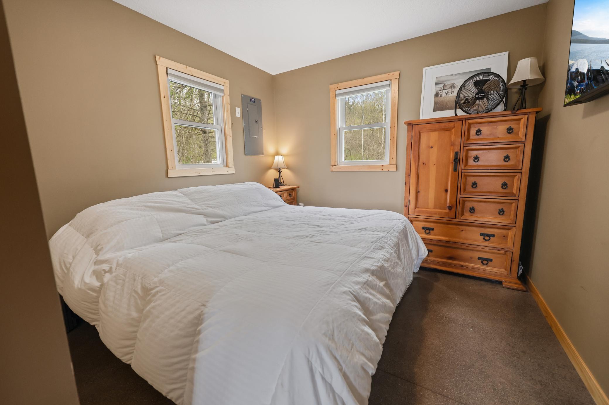 Primary Bedroom.jpg