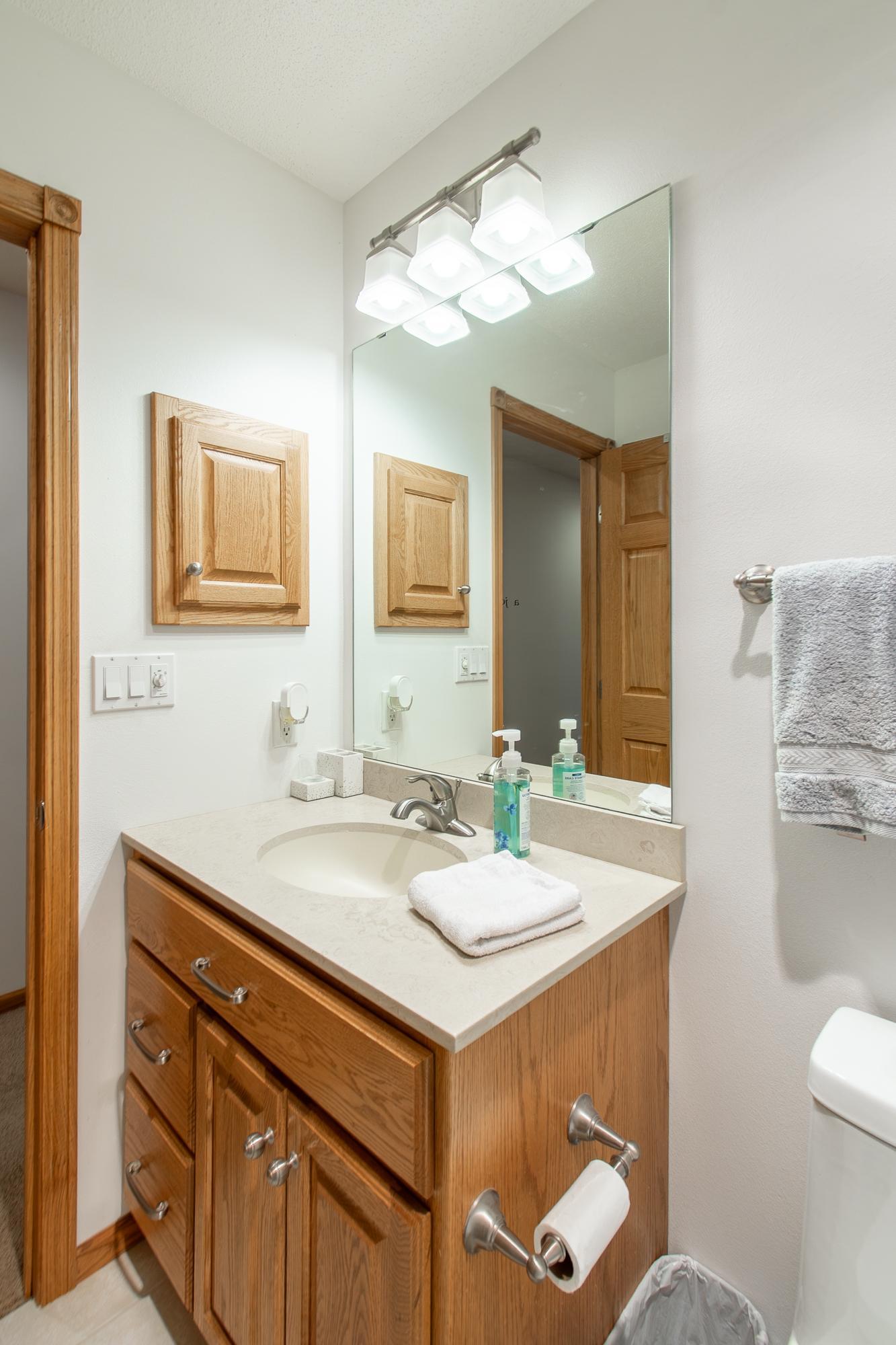 2nd bathroom