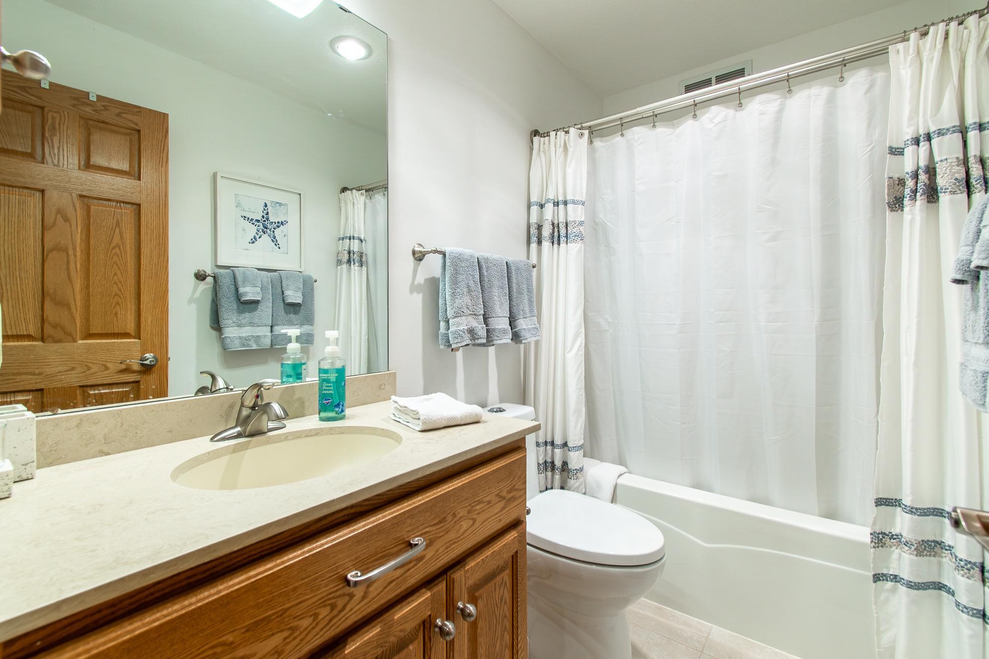 2nd bathroom