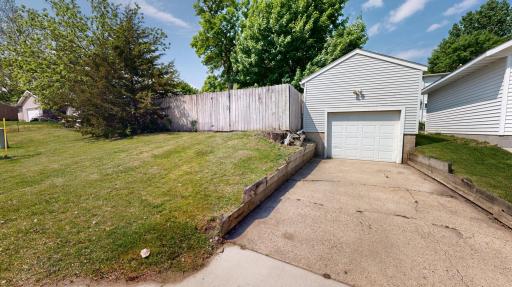 413 Highland Road, Willmar, MN 56201