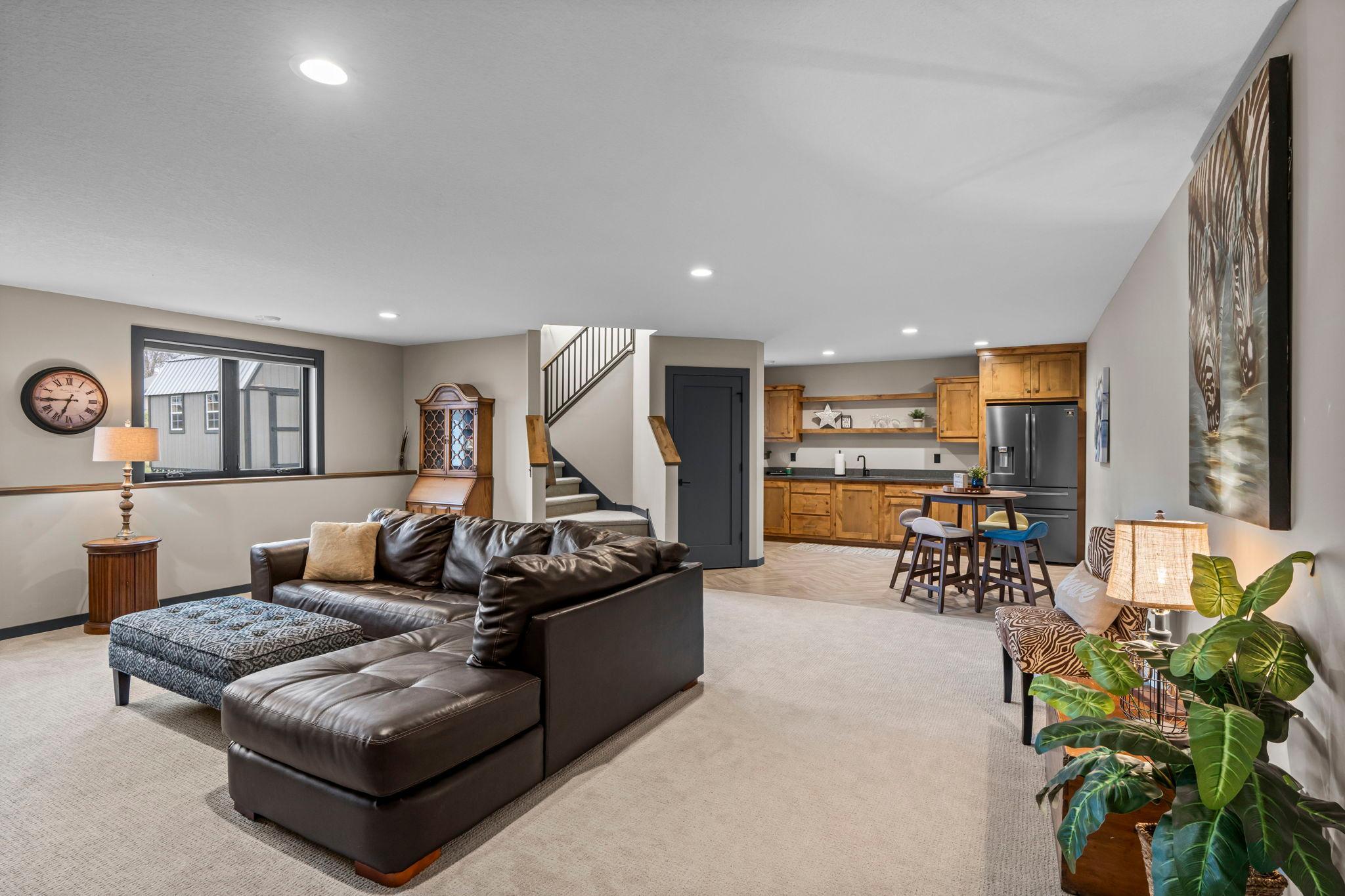 Family room & kitchenette offers a great space to relax or entertain