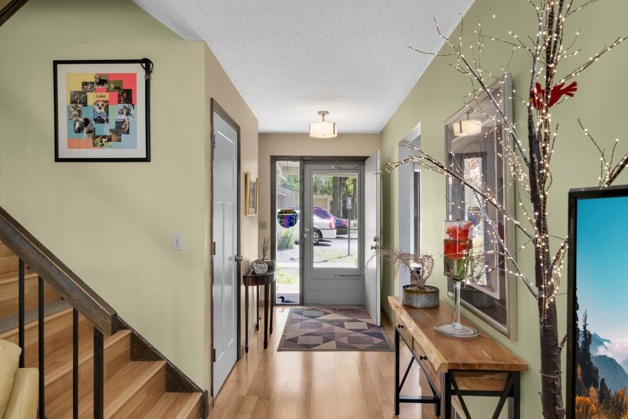 Updated fixtures and neutral decor throughout