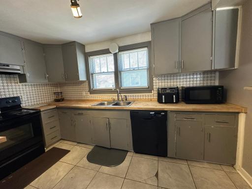 1006 6th Avenue NW, Austin, MN 55912