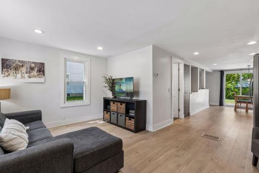 2031 Nortonia Avenue, Saint Paul, MN 55119