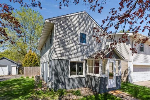 2031 Nortonia Avenue, Saint Paul, MN 55119