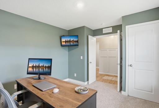 18137 Hidden Creek Trail, Lakeville, MN 55044