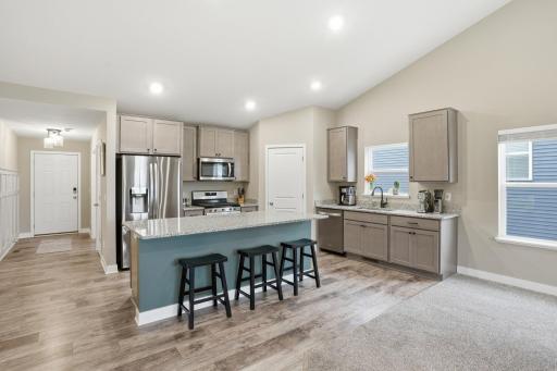 18137 Hidden Creek Trail, Lakeville, MN 55044