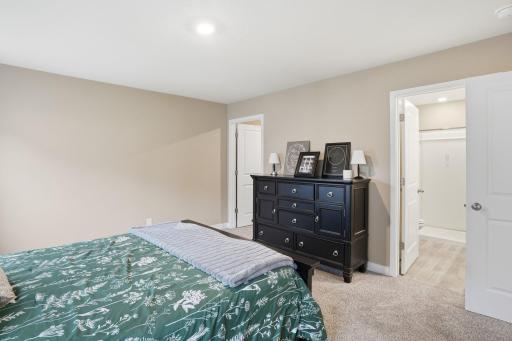 18137 Hidden Creek Trail, Lakeville, MN 55044