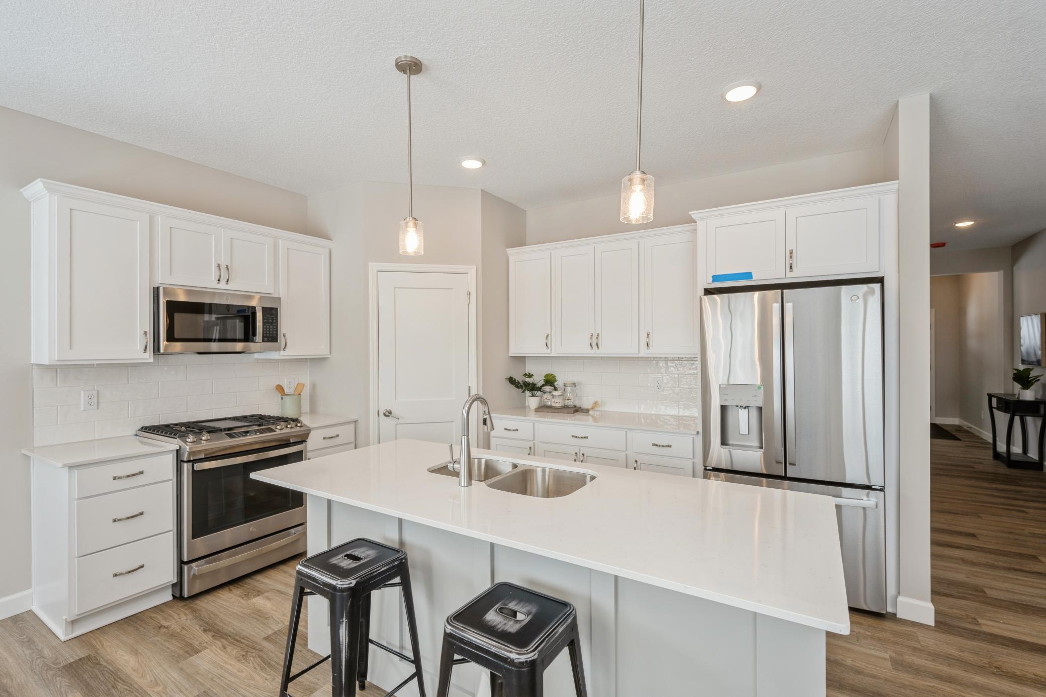Kitchen (1).jpg