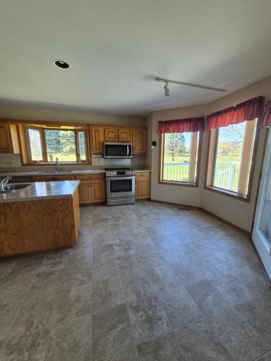 101 Northridge Drive, Kenyon, MN 55946