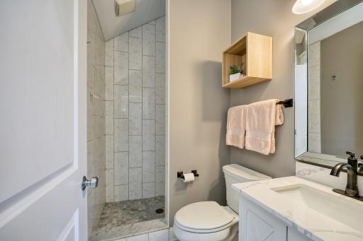 820 Niagara Lane N, Plymouth, MN 55447