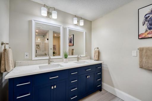 820 Niagara Lane N, Plymouth, MN 55447