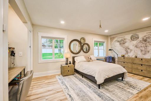 820 Niagara Lane N, Plymouth, MN 55447