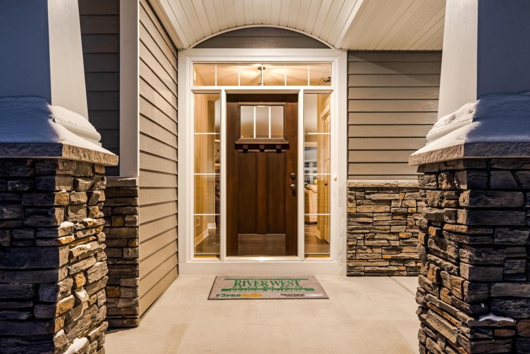 27-web-or-mls-2653-Constance-Blvd-NE-Ham-Lake-60-1030x688.jpg