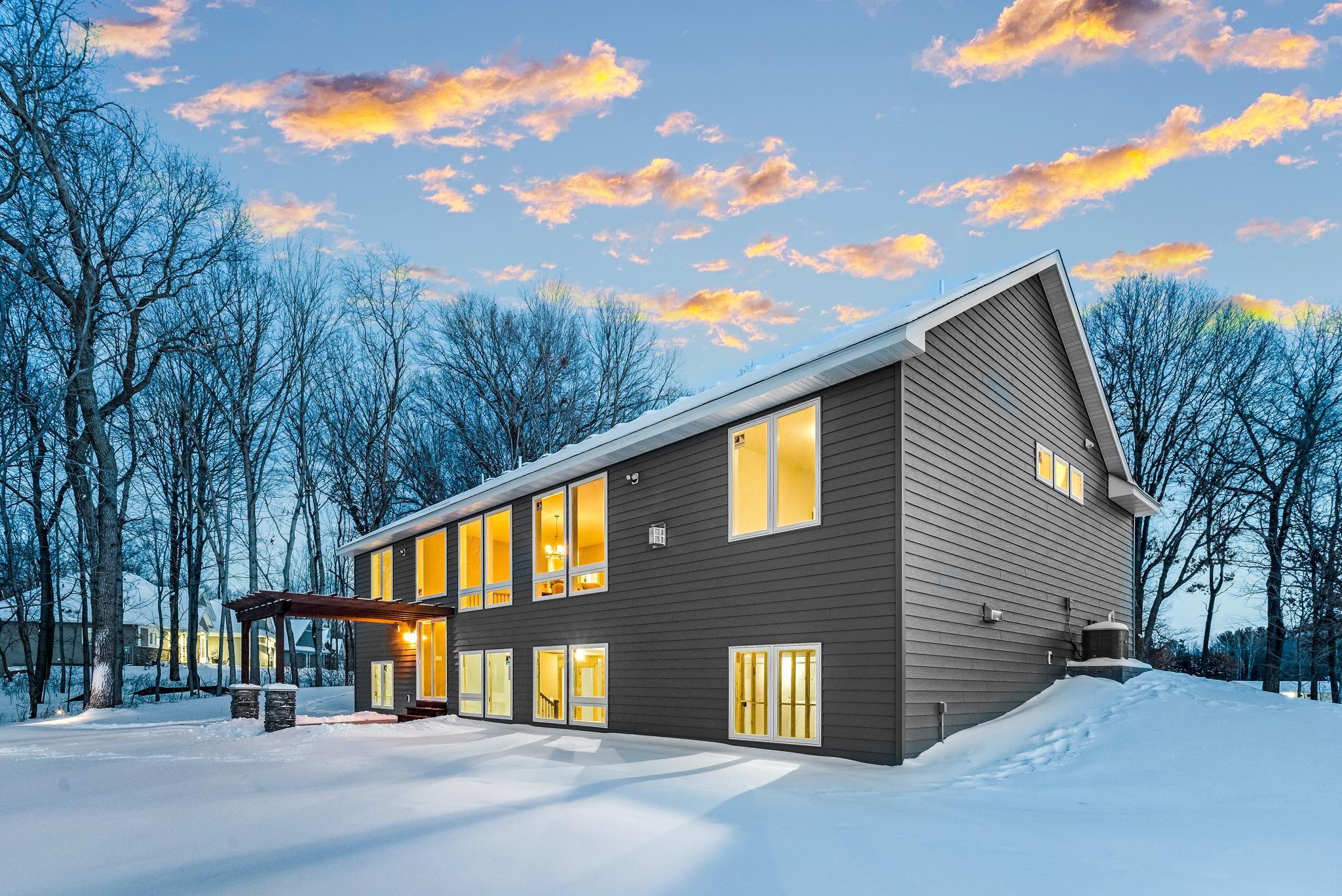5-web-or-mls-2653 Constance Blvd NE Ham Lake-58.jpg