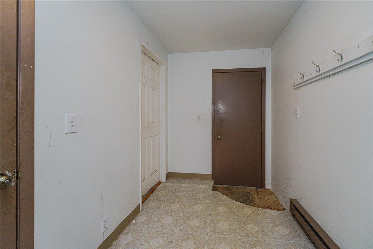 55-Back Entry.jpg