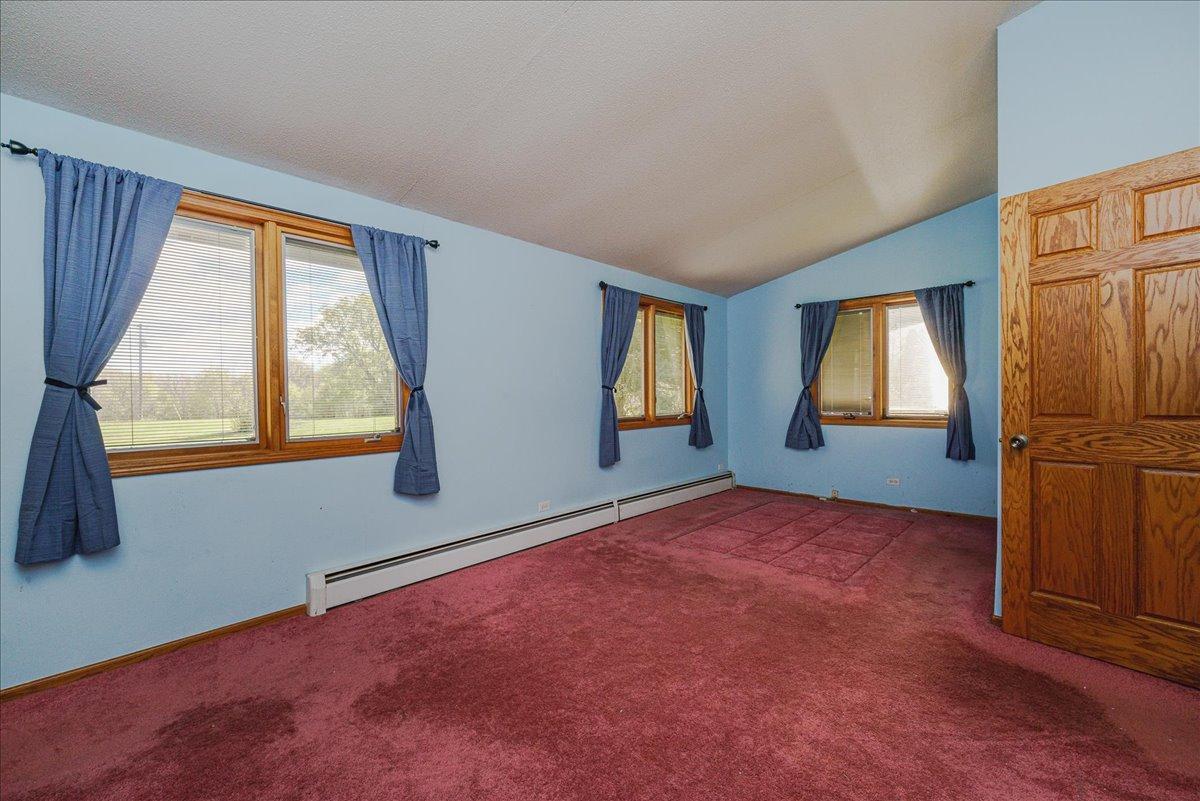 43-Primary Bedroom.jpg