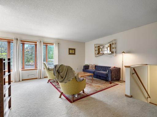 10133 Drew Avenue S, Minneapolis, MN 55431