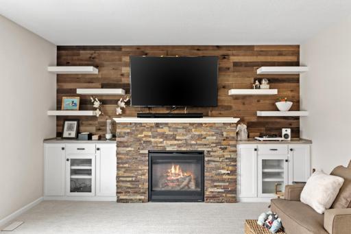 Custom Built-in Fireplace & Shelving - Main Floor
