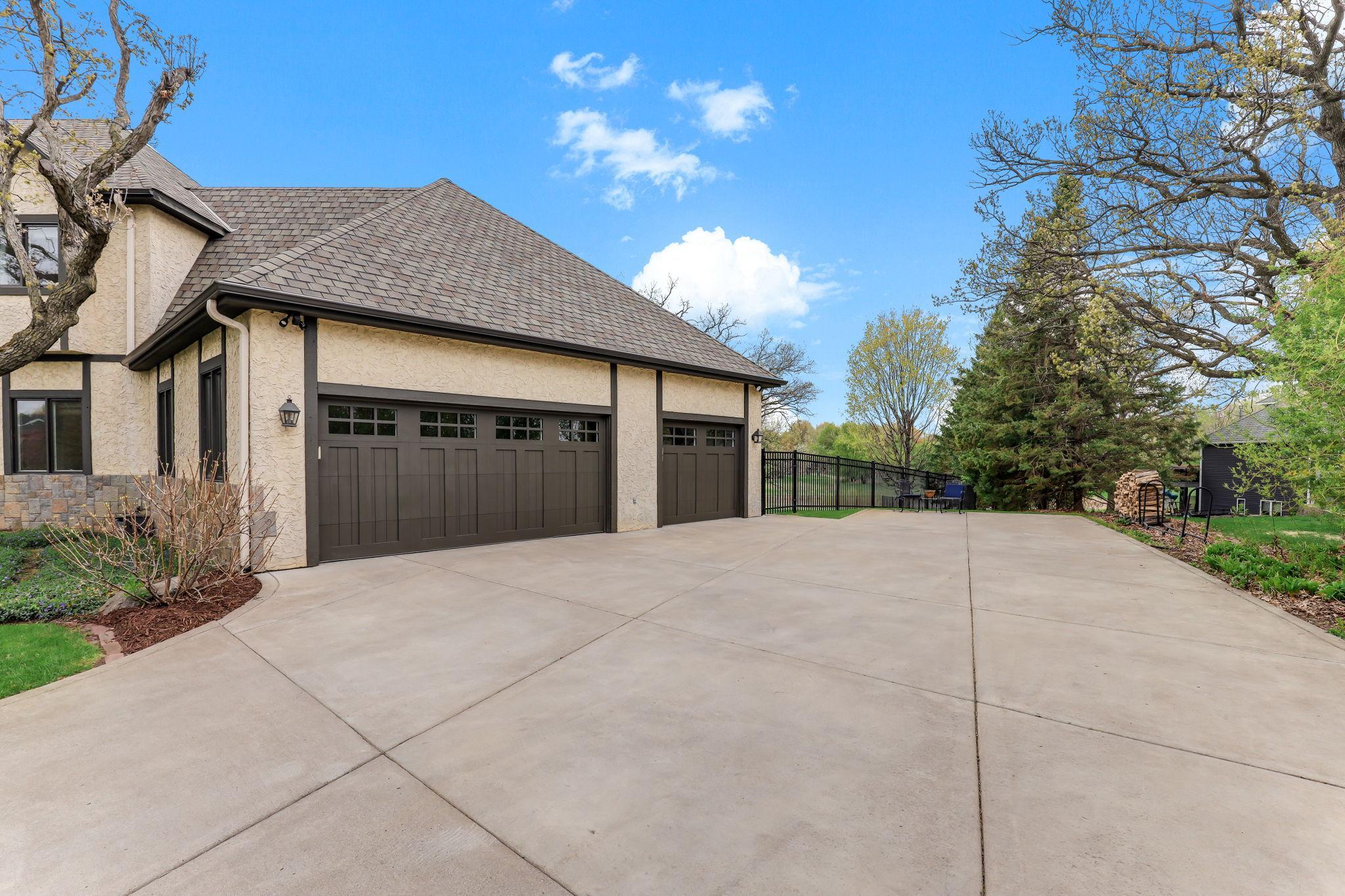 Huge concrete parking pad!