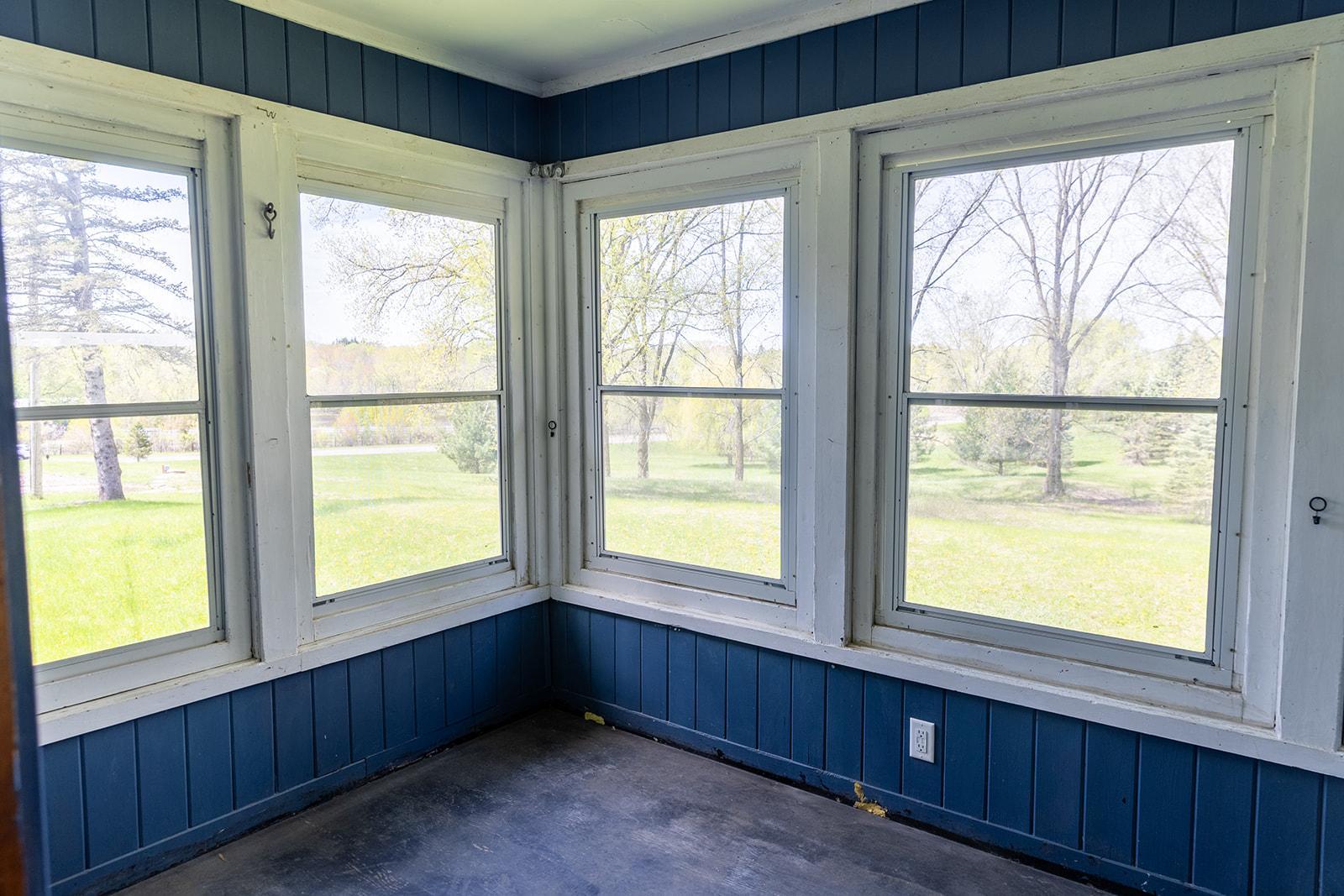 Three season porch