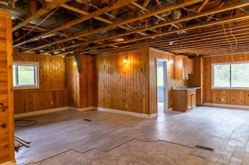 13822 44th Street N, Stillwater, MN 55082