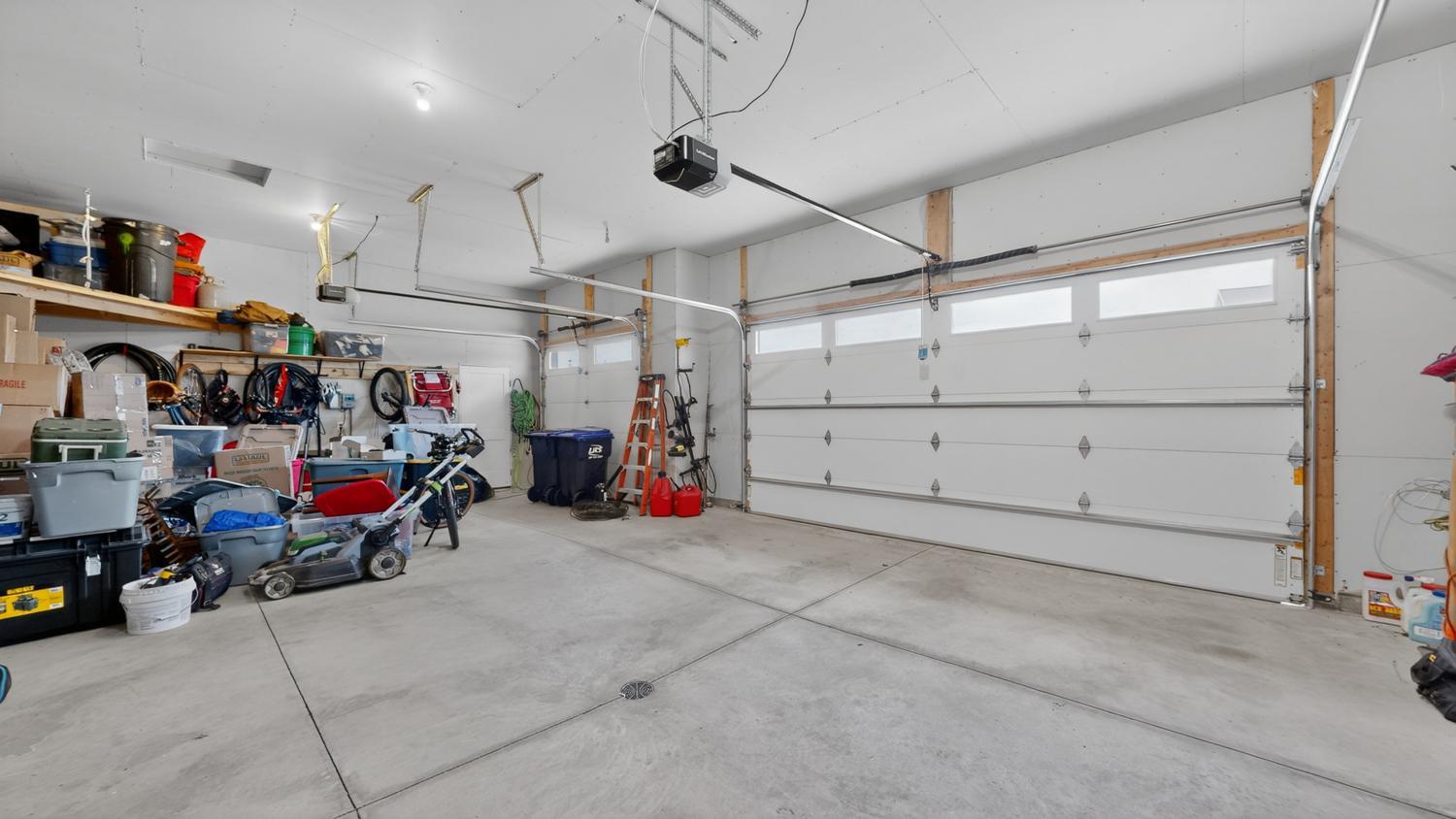 4 bed 3 bath rambler home for sale 1737 Brandt Dr NE Byron MN 55920