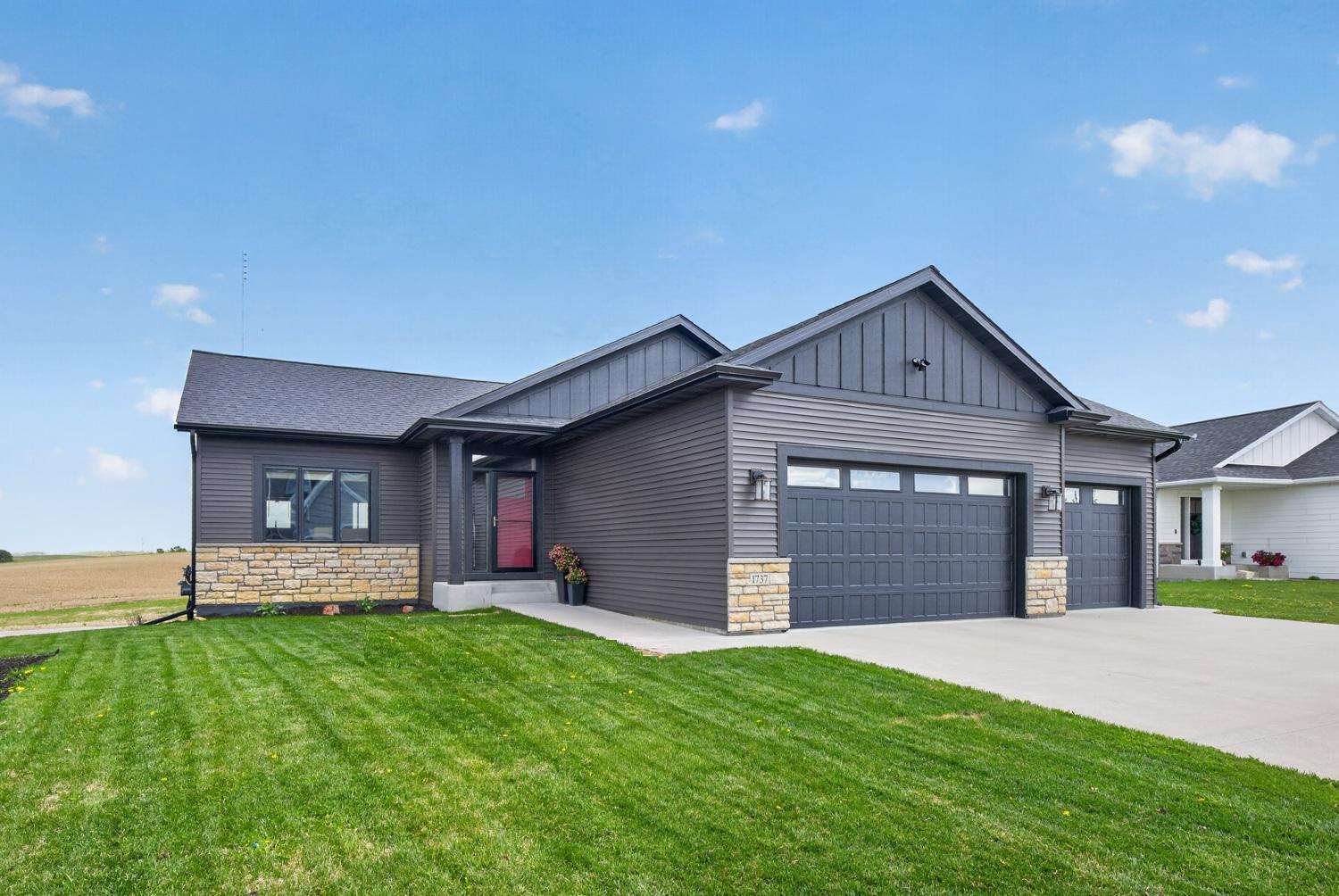 4 bed 3 bath rambler home for sale 1737 Brandt Dr NE Byron MN 55920