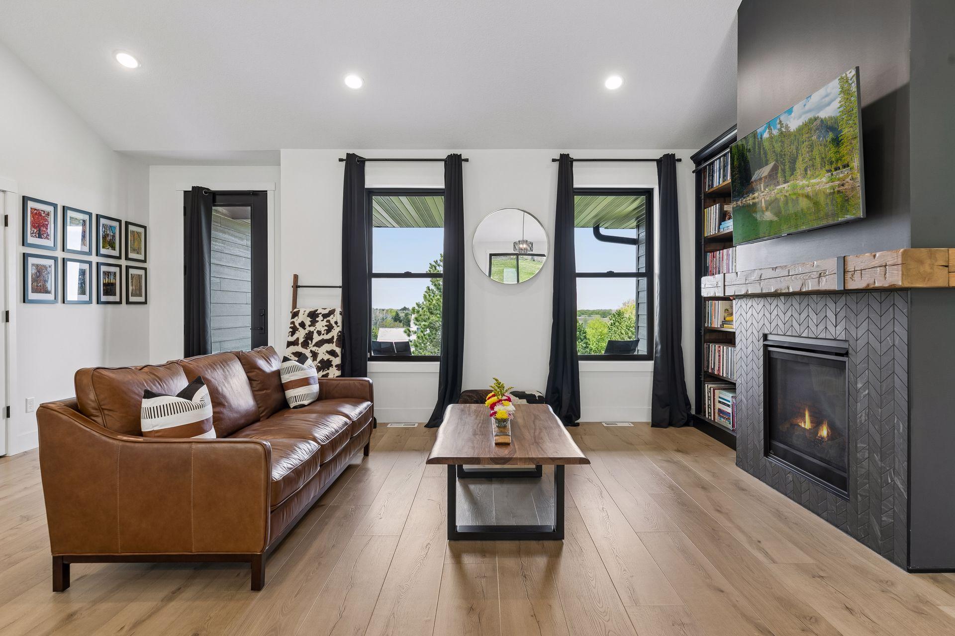 Attractive LVP throughout much of the main floor.
