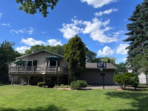 7201 32nd Avenue N, Crystal, MN 55427