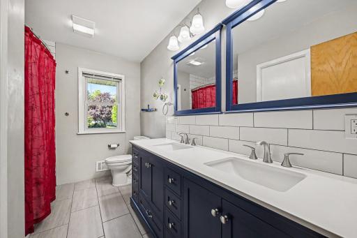 7306 Clay Avenue, Inver Grove Heights, MN 55076