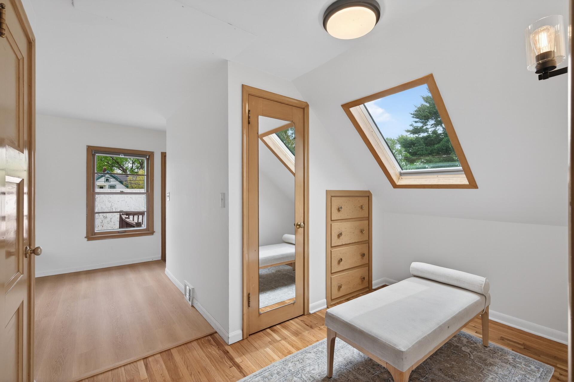 Dressing area? Nursery? Office?