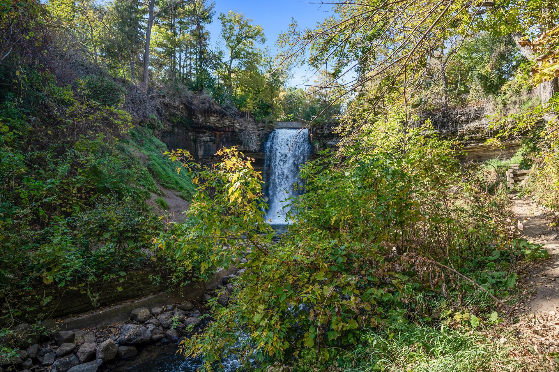The home is just one mile north of Minnehaha Falls, and 4 blocks from West River Parkway, connecting you to the expansive Grand Rounds Trail system.