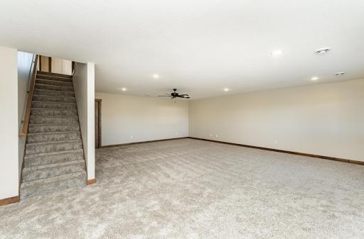 1701 21st Ave NE, Kasson, MN 55944