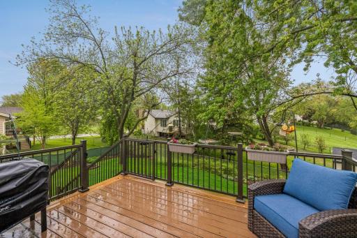 710 Clearbrook Lane, Vadnais Heights, MN 55127