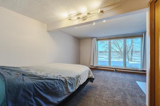 2050 Lake View Drive, Jordan, MN 55352