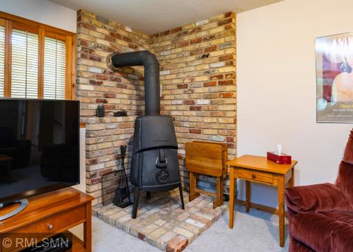 1874 Skillman Avenue W, Roseville, MN 55113