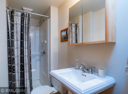 1874 Skillman Avenue W, Roseville, MN 55113