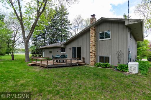 1874 Skillman Avenue W, Roseville, MN 55113