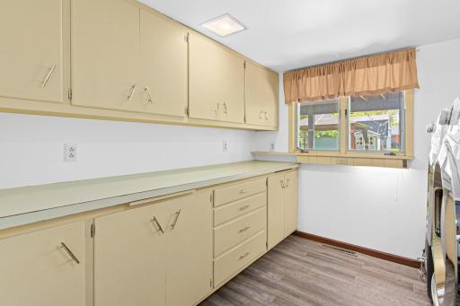 344 Thompson Avenue W, West Saint Paul, MN 55118