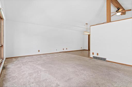 344 Thompson Avenue W, West Saint Paul, MN 55118